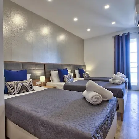 Amazing Penthouse شقة *